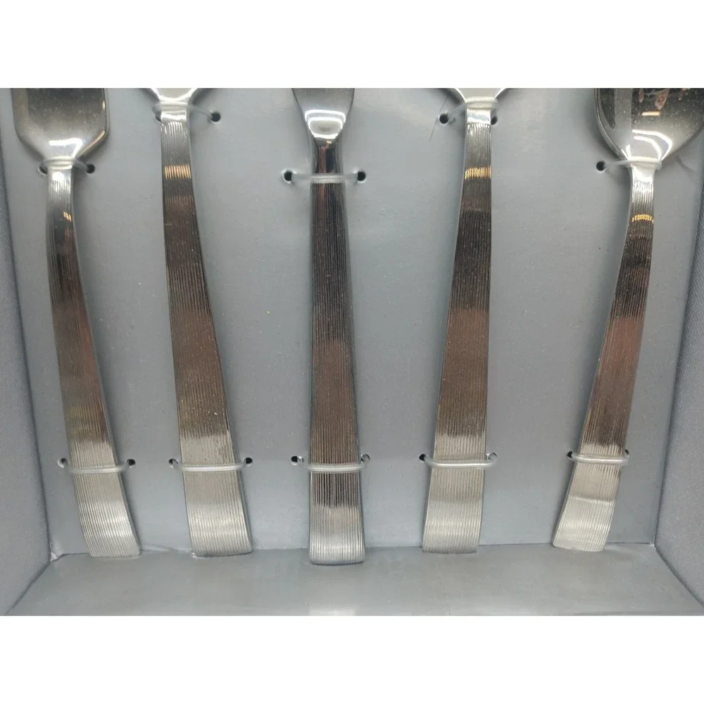 NIB BROCADE Argent Orfevres Villandry Mirror Stainless Steel 20pc. Flatware‎ Set